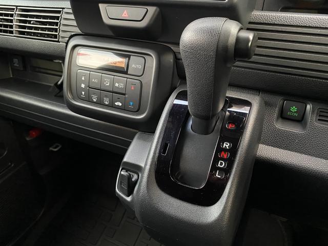 Ｎ－ＶＡＮ Ｌ　横滑防止装置　前席ＰＷ　ＡＢＳ　アイドリングＳＴＯＰ　リアカメラ　エアバック　フルオートエアコン　アクティブクルーズコントロール　パワステ　両側スライド　クリアランスソナー　両席エアバック（14枚目）