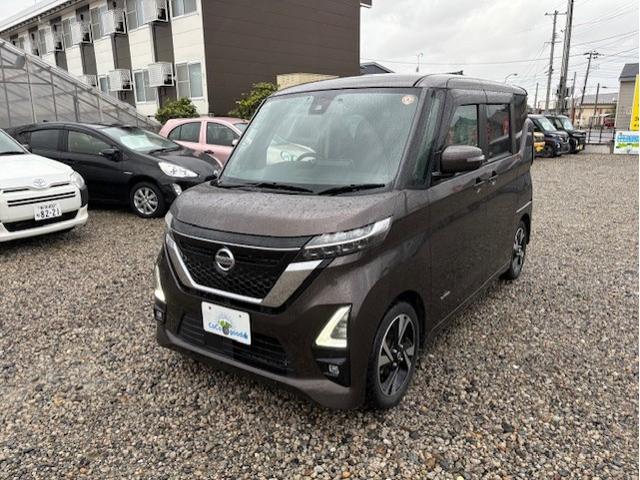 ルークス ハイウェイスター　Ｇターボ　全国保証２年　ナビ　フルセグ　全方位カメラ　両側パワースライドドア　オートライト　ＥＴＣ　前後ドラレコ　プッシュスタート　ベンチシート　プライバシィガラス　ＬＥＤヘッド　フォグランプ　革巻きステア（8枚目）