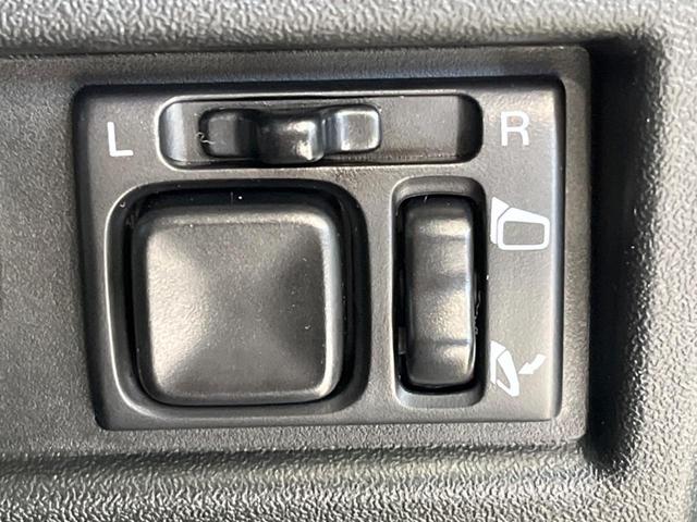 XC 届出済未使用車 衝突軽減 シートヒーター LEDヘッド LEDフォグ スマートキー クルコン 踏み間違い防止 車線逸脱 オートハイビーム 革巻きステアリング ステアリングスイッチ ダウンヒルアシスト(28枚目)