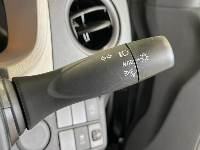 L ディスプレイオーディオ Bluetooth シートヒーター アイドリングストップ オートライト キーレスエントリー 電動格納ミラー 横滑り防止 ヘッドライトレベライザー CD再生 USB接続 禁煙車(5枚目)