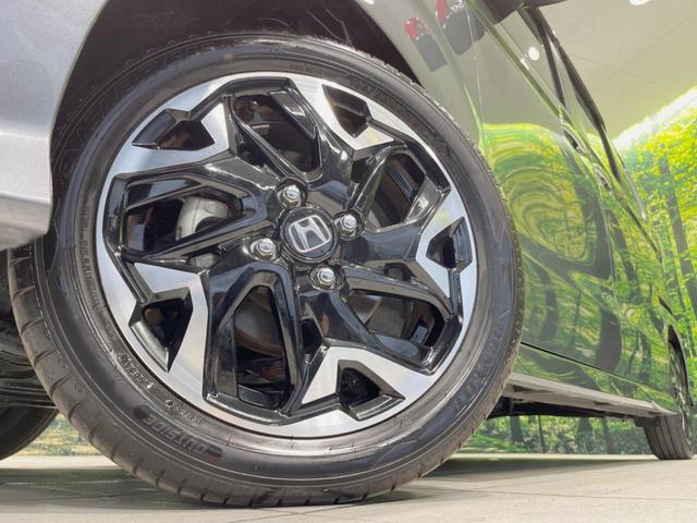 G・Lターボホンダセンシング 純正8型ナビ バックカメラ 衝突軽減 両側電動スライドドア シートヒーター フルセグTV Bluetooth ETC LEDヘッド&フォグ オートハイビーム 革巻きステアリング パドルシフト 禁煙車(14枚目)