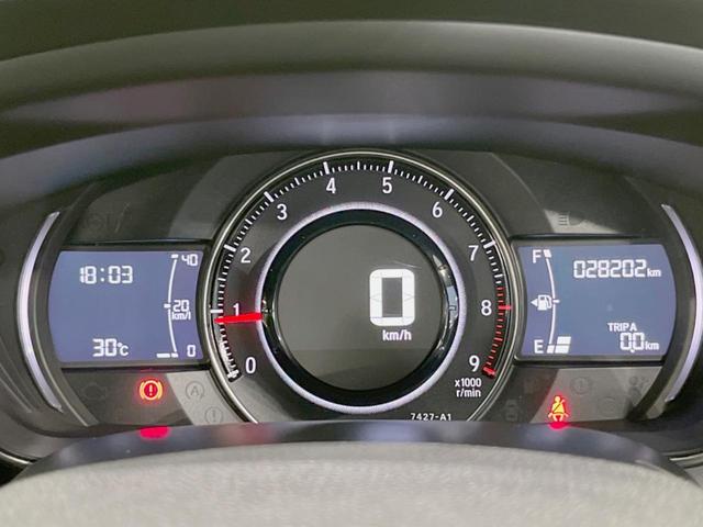 α 6MT車 バックカメラ Bluetooth再生 ハーフレザーシート LEDヘッド クルコン スマートキー オートライト 革巻きステアリング ステアリングスイッチ 純正15インチAW 盗難防止装置(28枚目)