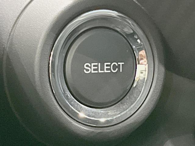 α 6MT車 バックカメラ Bluetooth再生 ハーフレザーシート LEDヘッド クルコン スマートキー オートライト 革巻きステアリング ステアリングスイッチ 純正15インチAW 盗難防止装置(31枚目)