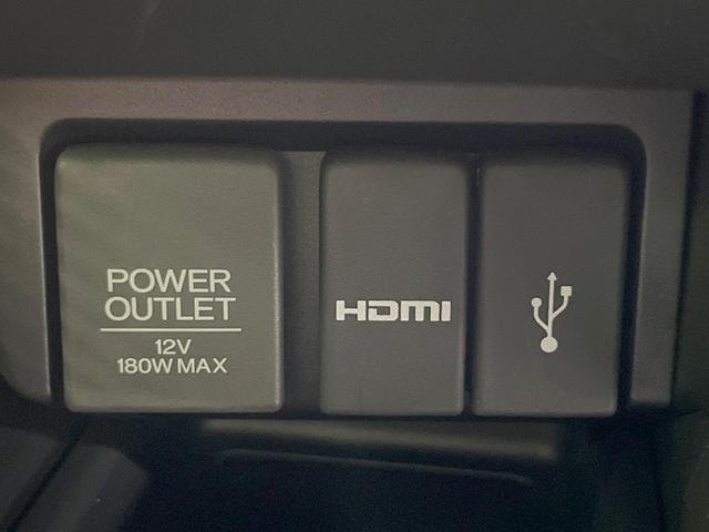 α 6MT車 バックカメラ Bluetooth再生 ハーフレザーシート LEDヘッド クルコン スマートキー オートライト 革巻きステアリング ステアリングスイッチ 純正15インチAW 盗難防止装置(45枚目)