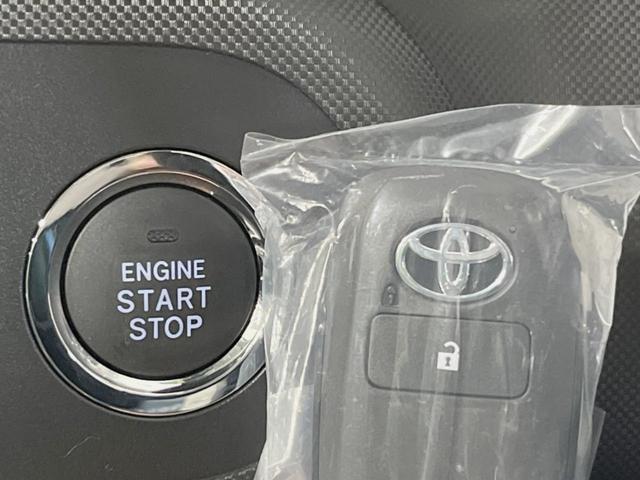 X 4WD 登録済未使用車 ターボ バックカメラ 衝突軽減 LEDヘッド シートヒーター スマートキー プッシュスタート ステアリングスイッチ マニュアルエアコン 電動格納ドアミラー 充電用USB端子(8枚目)