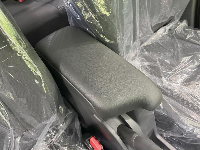 X 4WD 登録済未使用車 ターボ バックカメラ 衝突軽減 LEDヘッド シートヒーター スマートキー プッシュスタート ステアリングスイッチ マニュアルエアコン 電動格納ドアミラー 充電用USB端子(32枚目)