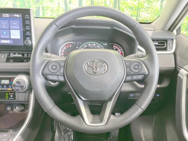 ＲＡＶ４ Ｇ　メーカー９インチディスプレイオーディオ　全周囲カメラ　衝突軽減　レーダークルーズ　Ｂｌｕｅｔｏｏｔｈ　ＥＴＣ　ドラレコ　パワーバックドア　メモリー機能付きパワーシート　シートベンチレーション　禁煙車（12枚目）