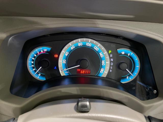 アイシス プラタナリミテッド　４ＷＤ　純正ナビ　バックカメラ　両側パワスラ　Ｂｌｕｅｔｏｏｔｈ　フルセグ　スマートキー　ＨＩＤヘッド　電動格納ミラー　パワーウィンドウ　バニティミラー　オートエアコン　ステアリングスイッチ（25枚目）