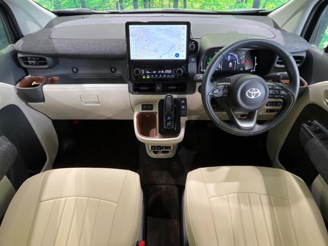 シエンタ ハイブリッドＺ　４ＷＤ　５人乗　純正１０．５型ナビ　全周囲カメラ　衝突軽減　レーダークルーズ　両側電動スライドドア　モデリスタアルミ　Ｂｌｕｅｔｏｏｔｈ　フルセグ　ＥＴＣ　ＬＥＤヘッド　オートエアコン　オートライト（2枚目）