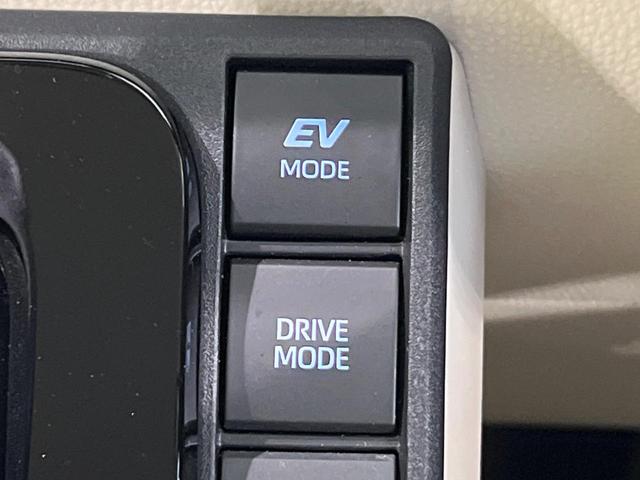 シエンタ ハイブリッドＺ　４ＷＤ　５人乗　純正１０．５型ナビ　全周囲カメラ　衝突軽減　レーダークルーズ　両側電動スライドドア　モデリスタアルミ　Ｂｌｕｅｔｏｏｔｈ　フルセグ　ＥＴＣ　ＬＥＤヘッド　オートエアコン　オートライト（41枚目）