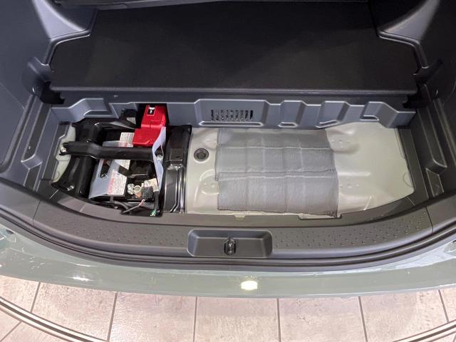 シエンタ ハイブリッドＺ　４ＷＤ　５人乗　純正１０．５型ナビ　全周囲カメラ　衝突軽減　レーダークルーズ　両側電動スライドドア　モデリスタアルミ　Ｂｌｕｅｔｏｏｔｈ　フルセグ　ＥＴＣ　ＬＥＤヘッド　オートエアコン　オートライト（55枚目）