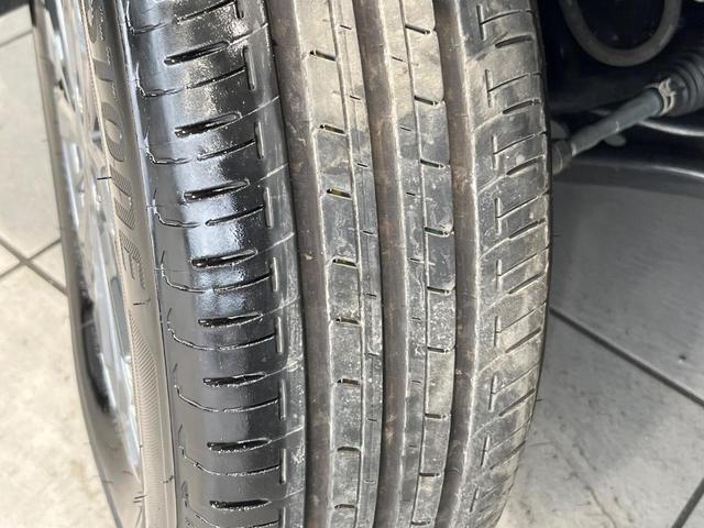 シエンタ ハイブリッドＺ　４ＷＤ　５人乗　純正１０．５型ナビ　全周囲カメラ　衝突軽減　レーダークルーズ　両側電動スライドドア　モデリスタアルミ　Ｂｌｕｅｔｏｏｔｈ　フルセグ　ＥＴＣ　ＬＥＤヘッド　オートエアコン　オートライト（63枚目）