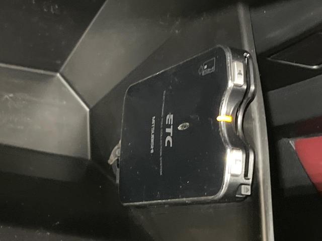 ＣＸ－３ ＸＤ　ツーリング　マツダコネクトナビ　バックカメラ　衝突軽減　ＥＴＣ　Ｂｌｕｅｔｏｏｔｈ　革巻きステアリング　ＬＥＤヘッド　オートエアコン　オートライト　電動格納ミラー　プライバシーガラス　バニティミラー　スマートキー（5枚目）