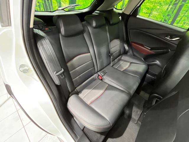 ＣＸ－３ ＸＤ　ツーリング　マツダコネクトナビ　バックカメラ　衝突軽減　ＥＴＣ　Ｂｌｕｅｔｏｏｔｈ　革巻きステアリング　ＬＥＤヘッド　オートエアコン　オートライト　電動格納ミラー　プライバシーガラス　バニティミラー　スマートキー（8枚目）