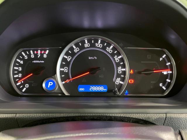 ヴォクシー ＺＳ　４ＷＤ　純正９インチナビ　フリップダウンモニター　寒冷地仕様　バックカメラ　両側パワースライドドア　Ｂｌｕｅｔｏｏｔｈ　フルセグ　ＥＴＣ　ドラレコ　ＬＥＤヘッド　革巻きステアリング　オートエアコン（26枚目）