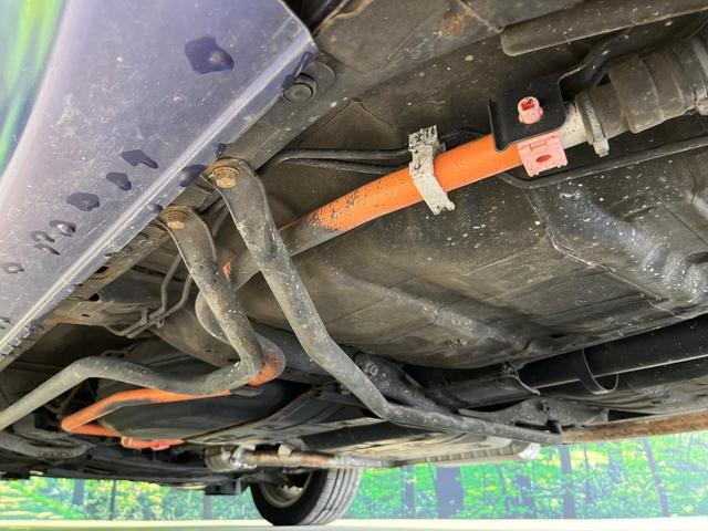 ヴェゼル ハイブリッドＺ・ホンダセンシング　４ＷＤ　純正ナビ　バックカメラ　衝突軽減　アダプティブクルーズ　ＥＴＣ　Ｂｌｕｅｔｏｏｔｈ　フルセグ　シートヒーター　ＬＥＤヘッド・フォグ　デュアルオートエアコン　オートライト　革巻きステアリング（22枚目）