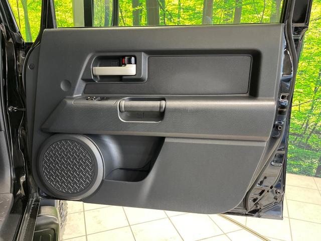 FJクルーザー オフロードパッケージ 4WD SDナビ 寒冷地仕様 フルセグ Bluetooth ETC クルコン リモコンキー ステアリングスイッチ 横滑り防止 プライバシーガラス ヘッドライトレベライザー リアデフロック パワステ(43枚目)