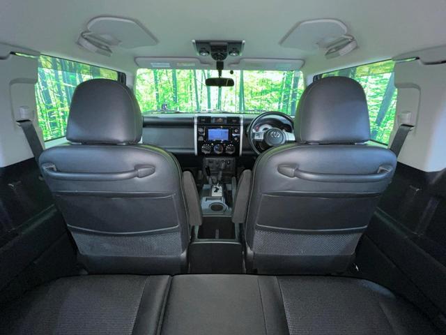 FJクルーザー オフロードパッケージ 4WD SDナビ 寒冷地仕様 フルセグ Bluetooth ETC クルコン リモコンキー ステアリングスイッチ 横滑り防止 プライバシーガラス ヘッドライトレベライザー リアデフロック パワステ(48枚目)