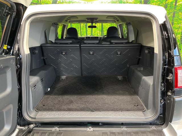 FJクルーザー オフロードパッケージ 4WD SDナビ 寒冷地仕様 フルセグ Bluetooth ETC クルコン リモコンキー ステアリングスイッチ 横滑り防止 プライバシーガラス ヘッドライトレベライザー リアデフロック パワステ(52枚目)