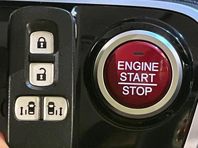 N-BOXカスタム G・ターボLパッケージ 4WD 両側パワスラ 純正ナビ 衝突軽減 バックカメラ Bluetooth ETC シートヒーター フルセグ HIDヘッド オートライト 電動格納ミラー パワーウィンドウ 横滑り防止装置 ステリモ(30枚目)