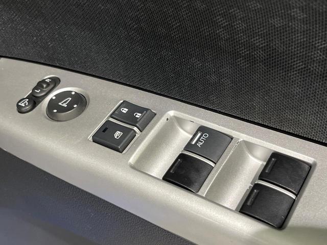N-BOXカスタム G・ターボLパッケージ 4WD 両側パワスラ 純正ナビ 衝突軽減 バックカメラ Bluetooth ETC シートヒーター フルセグ HIDヘッド オートライト 電動格納ミラー パワーウィンドウ 横滑り防止装置 ステリモ(48枚目)