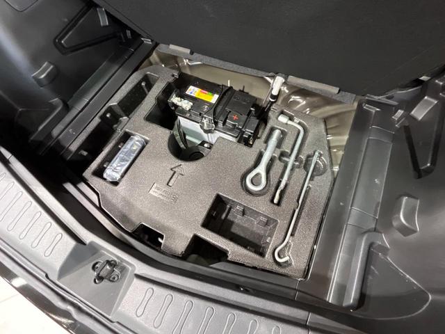 ノート e-パワー X 純正ナビ 衝突軽減 ETC ドラレコ  Bluetooth オートエアコン オートライト パワーウインドウ バニティミラー 電動格納ミラー プライバシーガラス プッシュスタート スマートキー(38枚目)