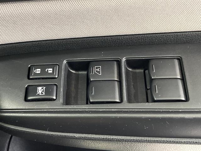 ノート e-パワー X 純正ナビ 衝突軽減 ETC ドラレコ  Bluetooth オートエアコン オートライト パワーウインドウ バニティミラー 電動格納ミラー プライバシーガラス プッシュスタート スマートキー(46枚目)