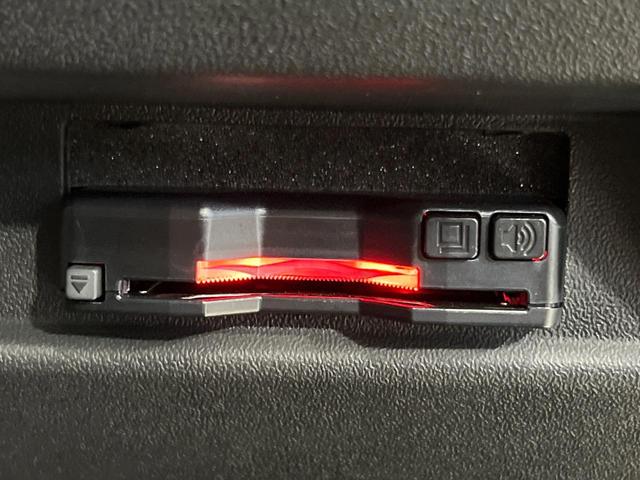 ジムニーシエラ JC SDナビ バックカメラ 衝突軽減 ETC ドラレコ Bluetooth フルセグ シートヒーター LEDヘッド オートエアコン オートライト 革巻きステアリング ステアリングスイッチ スマートキー(27枚目)