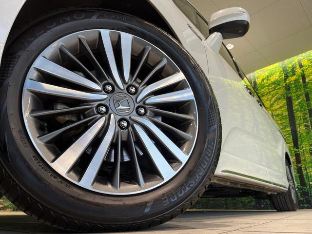 オデッセイハイブリッド ハイブリッドアブソルート・EXホンダセンシング 後席モニター 純正ナビ バックカメラ 衝突軽減 アダプティブクルーズ 両側電動スライドドア Bluetooth フルセグ ETC ドラレコ LEDヘッド・フォグ リアオートエアコン 革巻きステアリング(14枚目)