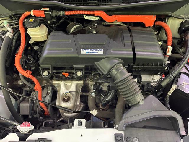 オデッセイハイブリッド ハイブリッドアブソルート・EXホンダセンシング 後席モニター 純正ナビ バックカメラ 衝突軽減 アダプティブクルーズ 両側電動スライドドア Bluetooth フルセグ ETC ドラレコ LEDヘッド・フォグ リアオートエアコン 革巻きステアリング(18枚目)