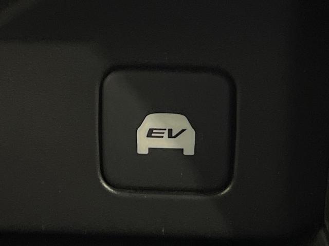 オデッセイハイブリッド ハイブリッドアブソルート・EXホンダセンシング 後席モニター 純正ナビ バックカメラ 衝突軽減 アダプティブクルーズ 両側電動スライドドア Bluetooth フルセグ ETC ドラレコ LEDヘッド・フォグ リアオートエアコン 革巻きステアリング(44枚目)