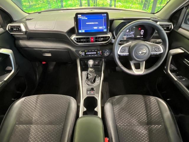 ロッキー プレミアムG 4WD SD9型ナビ 全周囲カメラ 衝突軽減 アダプティブクルーズ Bluetooth フルセグ ETC ドラレコ シートヒーター LEDヘッド オートエアコン オートライト 革巻きステアリング(2枚目)