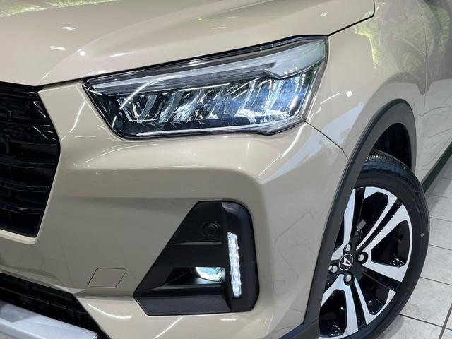 ロッキー プレミアムG 4WD SD9型ナビ 全周囲カメラ 衝突軽減 アダプティブクルーズ Bluetooth フルセグ ETC ドラレコ シートヒーター LEDヘッド オートエアコン オートライト 革巻きステアリング(12枚目)