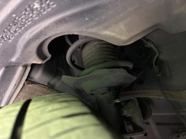 ロッキー プレミアムG 4WD SD9型ナビ 全周囲カメラ 衝突軽減 アダプティブクルーズ Bluetooth フルセグ ETC ドラレコ シートヒーター LEDヘッド オートエアコン オートライト 革巻きステアリング(20枚目)