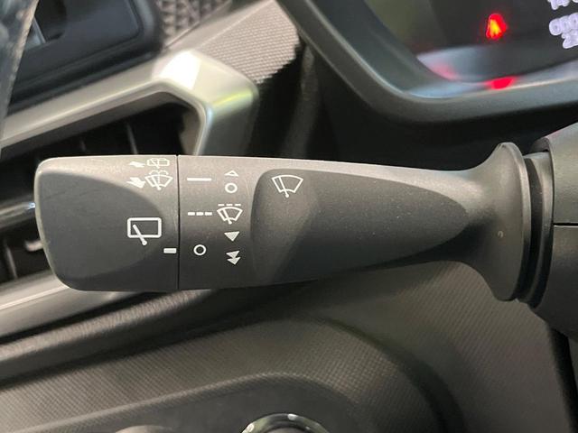 ロッキー プレミアムG 4WD SD9型ナビ 全周囲カメラ 衝突軽減 アダプティブクルーズ Bluetooth フルセグ ETC ドラレコ シートヒーター LEDヘッド オートエアコン オートライト 革巻きステアリング(42枚目)