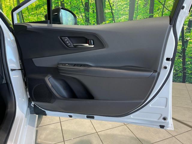 プリウス Z ガラスルーフ 純正12.3型ナビ 全周囲カメラ 衝突軽減 レーダークルーズ パワーバックドア デジタルインナーミラー シートベンチレーション メモリーパワーシート ブラインドスポットモニター ETC(38枚目)