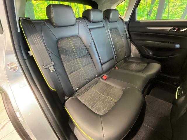 ＣＸ－５ ２０Ｓ　フィールドジャーニー　４ＷＤ　メーカー７８．８インチナビ　全周囲カメラ　衝突軽減　パワーバックドア　ＥＴＣ　Ｂｌｕｅｔｏｏｔｈ　革巻きステアリング　ＬＥＤヘッド　パワーシート　シートヒーター　プッシュスタート　ステリモ（9枚目）