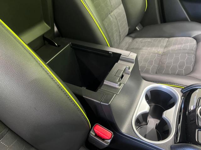 ＣＸ－５ ２０Ｓ　フィールドジャーニー　４ＷＤ　メーカー７８．８インチナビ　全周囲カメラ　衝突軽減　パワーバックドア　ＥＴＣ　Ｂｌｕｅｔｏｏｔｈ　革巻きステアリング　ＬＥＤヘッド　パワーシート　シートヒーター　プッシュスタート　ステリモ（42枚目）