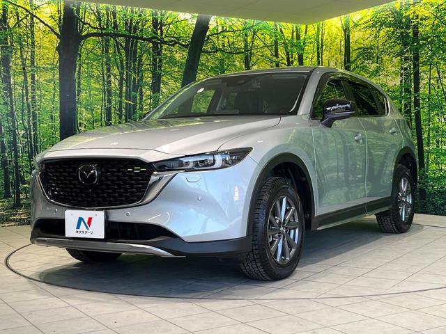 ＣＸ－５ ２０Ｓ　フィールドジャーニー　４ＷＤ　メーカー７８．８インチナビ　全周囲カメラ　衝突軽減　パワーバックドア　ＥＴＣ　Ｂｌｕｅｔｏｏｔｈ　革巻きステアリング　ＬＥＤヘッド　パワーシート　シートヒーター　プッシュスタート　ステリモ（74枚目）