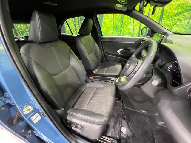 ヤリスクロス ハイブリッドZ 4WD メーカー8インチディスプレイオーディオ ブラインドスポットモニター 寒冷地仕様 全周囲カメラ 衝突軽減 レーダークルーズ LEDヘッド 革巻きステアリング パワーシート シートヒーター(8枚目)