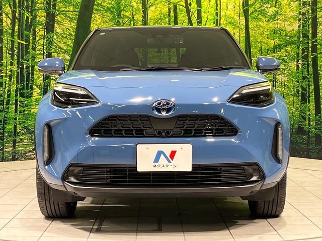 ヤリスクロス ハイブリッドZ 4WD メーカー8インチディスプレイオーディオ ブラインドスポットモニター 寒冷地仕様 全周囲カメラ 衝突軽減 レーダークルーズ LEDヘッド 革巻きステアリング パワーシート シートヒーター(14枚目)