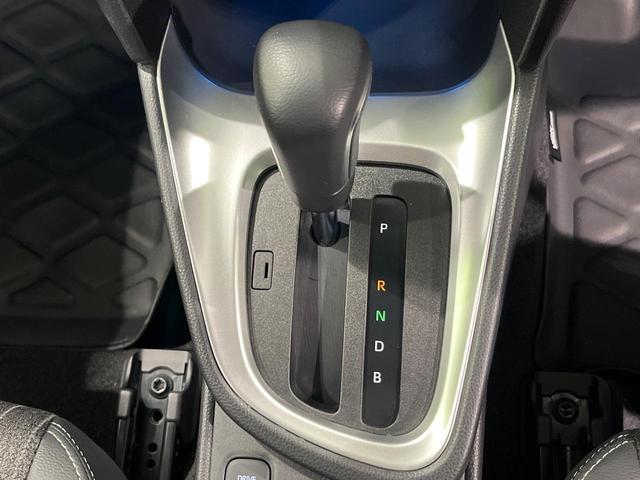 ヤリスクロス ハイブリッドZ 4WD メーカー8インチディスプレイオーディオ ブラインドスポットモニター 寒冷地仕様 全周囲カメラ 衝突軽減 レーダークルーズ LEDヘッド 革巻きステアリング パワーシート シートヒーター(24枚目)