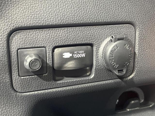 ヤリスクロス ハイブリッドZ 4WD メーカー8インチディスプレイオーディオ ブラインドスポットモニター 寒冷地仕様 全周囲カメラ 衝突軽減 レーダークルーズ LEDヘッド 革巻きステアリング パワーシート シートヒーター(63枚目)