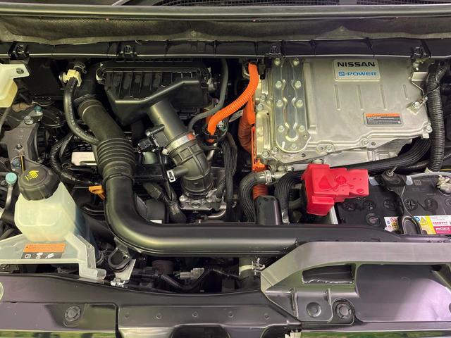 セレナ e-パワー ハイウェイスターV 純正9型ナビ 両側パワスラ 後席モニター 全周囲カメラ プロパイロット デジタルインナーミラー ステアリングヒーター Bluetooth ETC ドラレコ LEDヘッド オートライト オートエアコン(18枚目)