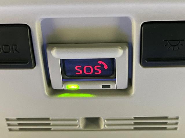 シエンタ ハイブリッドZ 純正ナビ付ディスプレイオーディオ 衝突軽減 両側電動スライドドア 全周囲カメラ Bluetooth ETC LEDヘッド オートライト オートハイビーム オートエアコン スマートキー 電動格納ミラー(40枚目)