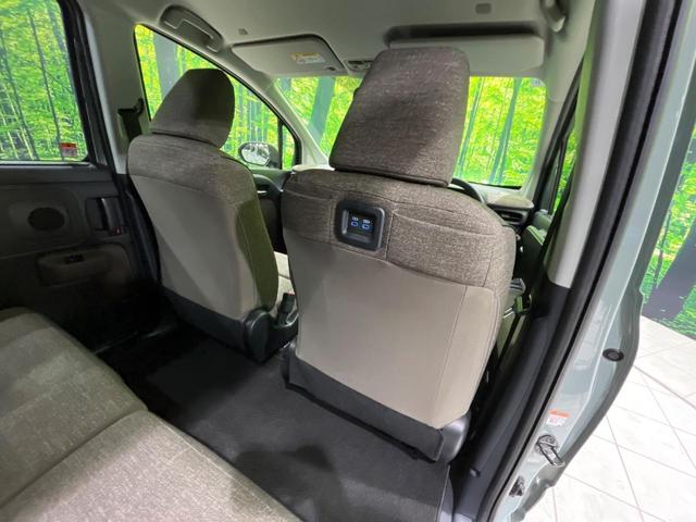 シエンタ ハイブリッドZ 純正ナビ付ディスプレイオーディオ 衝突軽減 両側電動スライドドア 全周囲カメラ Bluetooth ETC LEDヘッド オートライト オートハイビーム オートエアコン スマートキー 電動格納ミラー(45枚目)