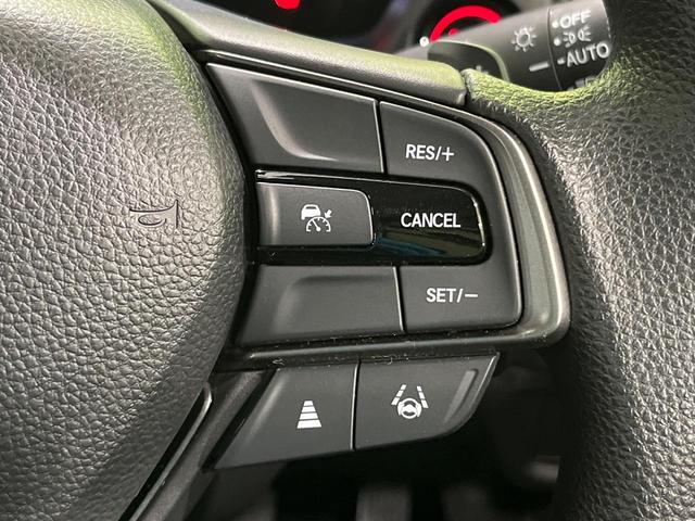 ＷＲ－Ｖ Ｘ　純正ディスプレイオーディオ　バックカメラ　衝突軽減　レーダークルーズ　Ｂｌｕｅｔｏｏｔｈ　ＥＴＣ　ドラレコ　ＬＥＤヘッド　オートライト　オートエアコン　電動格納ミラー　パワーウィンドウ　ステリモ（6枚目）