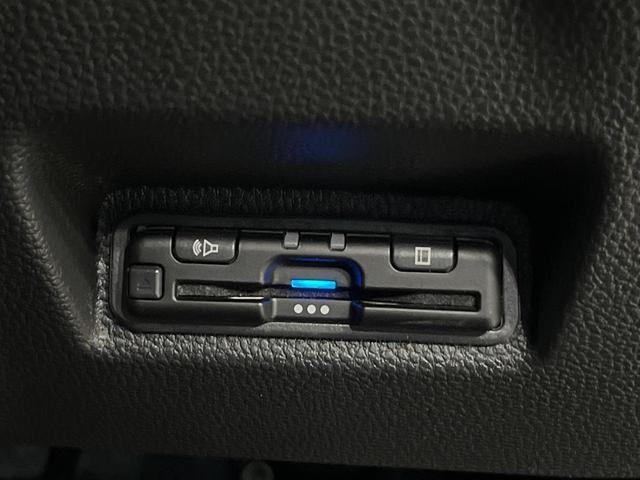 ＷＲ－Ｖ Ｘ　純正ディスプレイオーディオ　バックカメラ　衝突軽減　レーダークルーズ　Ｂｌｕｅｔｏｏｔｈ　ＥＴＣ　ドラレコ　ＬＥＤヘッド　オートライト　オートエアコン　電動格納ミラー　パワーウィンドウ　ステリモ（7枚目）