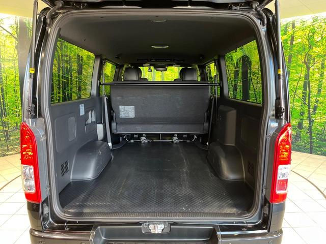 ハイエースバン スーパーGL ダークプライムII 4WD モデリスタエアロ 純正ナビ 全周囲カメラ 衝突軽減 両側電動スライドドア ETC ドラレコ Bluetooth フルセグ ウッドコンビステアリング LEDヘッド オートエアコン オートライト(38枚目)