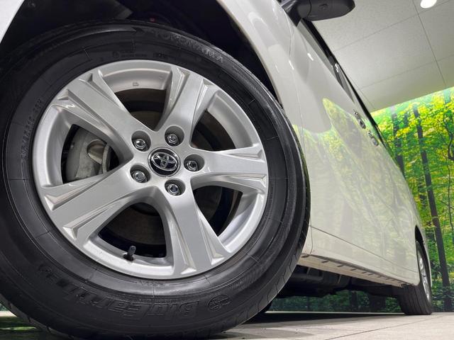 アルファードハイブリッド Ｘ　８人乗　４ＷＤ　後席モニター　ＪＢＬサウンド　純正１０．５型ナビ　全周囲カメラ　衝突軽減　レーダークルーズ　両側電動スライドドア　フルセグ　Ｂｌｕｅｔｏｏｔｈ　ＥＴＣ　ドラレコ　リアオートエアコン（14枚目）